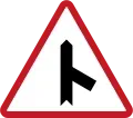 Approach to intersection side road (right)
